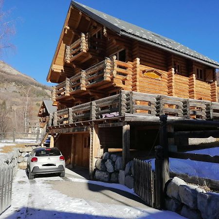 Chalet Les Pins Blancs Allos Exterior photo