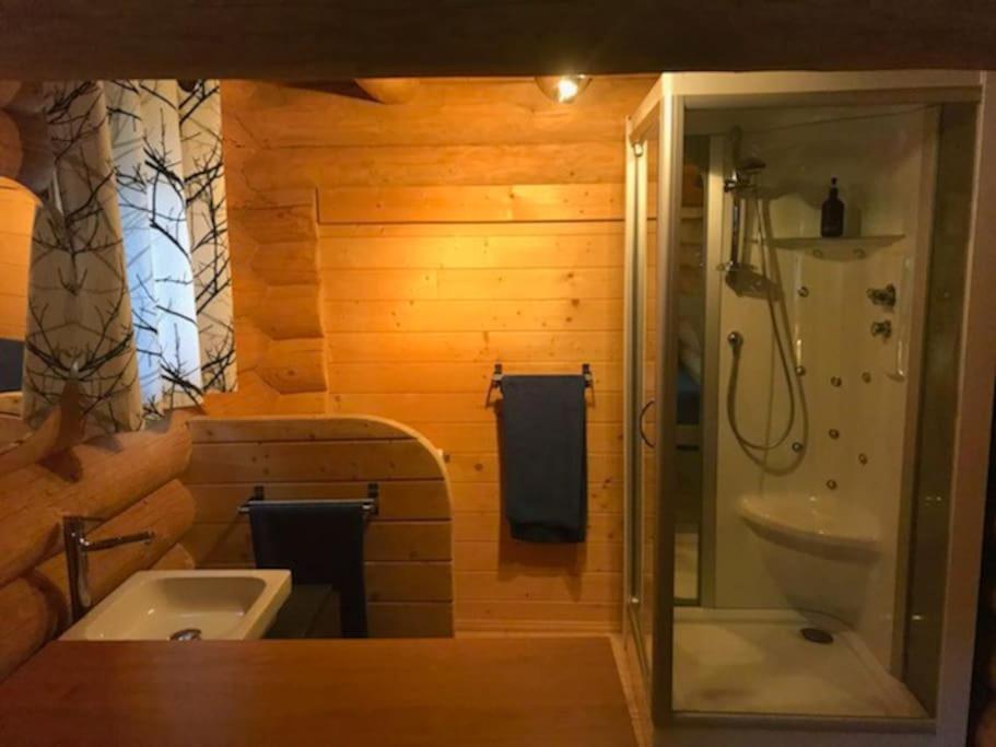 Chalet Les Pins Blancs Allos Exterior photo